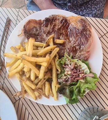 Café du fronton à Saint-Étienne-de-Baïgorry