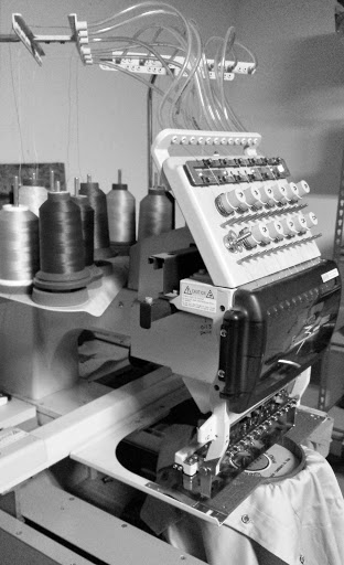 Screen Printer «610 T Shirt Printing and More», reviews and photos, 401 W 28th St, Houston, TX 77008, USA