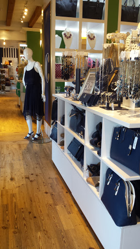 Fashion Accessories Store «Charming Charlie», reviews and photos, 1900 Preston Rd #131, Plano, TX 75093, USA