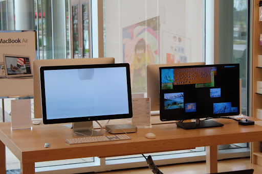 Electronics Store «kite+key, the Rutgers Tech Store», reviews and photos, 55 Rockafeller Rd, Piscataway Township, NJ 08854, USA