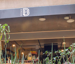 Café B photo