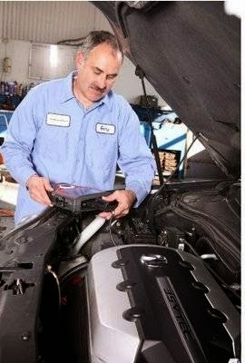 Auto Repair Shop «Pacific Auto Repair», reviews and photos, 124 Highland Ave, Burlingame, CA 94010, USA