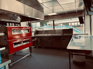 Photo n°26 de Domino's Pizza La Celle Saint Cloud à Yvelines ()