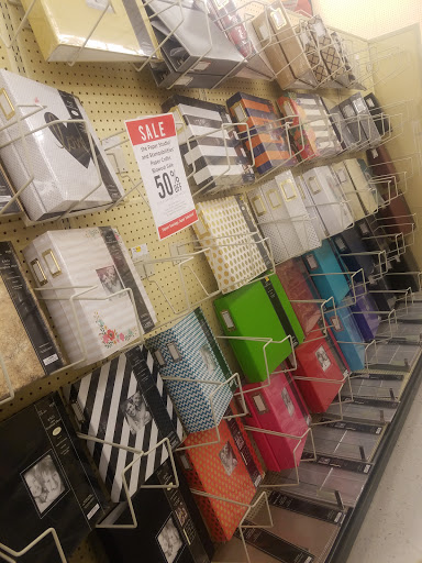 Craft Store «Hobby Lobby», reviews and photos, 1404 Old Aberdeen Rd #41, Columbus, MS 39705, USA