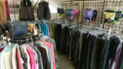 Thrift Store «Mercer Island Thrift Shop», reviews and photos, 7710 SE 34th St, Mercer Island, WA 98040, USA