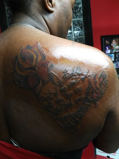 Tattoo Shop «Big City Tattoo Studio», reviews and photos, 2635 W Girard Ave, Philadelphia, PA 19130, USA