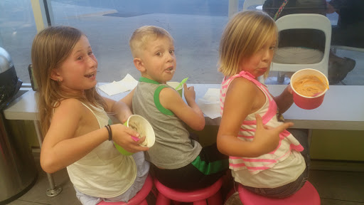 Ice Cream Shop «Muddy Monkey», reviews and photos, 3314 E Main St, Richmond, IN 47374, USA