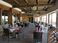 Atmosphère du Restaurant Le Lagon Port Camargue à Le Grau-du-Roi - n°2