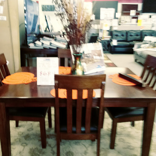 Furniture Store «Speedy Furniture of Monroeville», reviews and photos, 3841 William Penn Hwy, Monroeville, PA 15146, USA