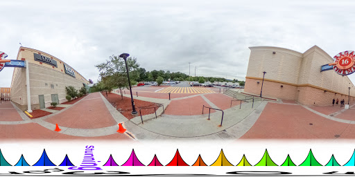 Movie Theater «Regal Galleria Mall Stadium 16», reviews and photos, 2001 S Rd, Poughkeepsie, NY 12601, USA