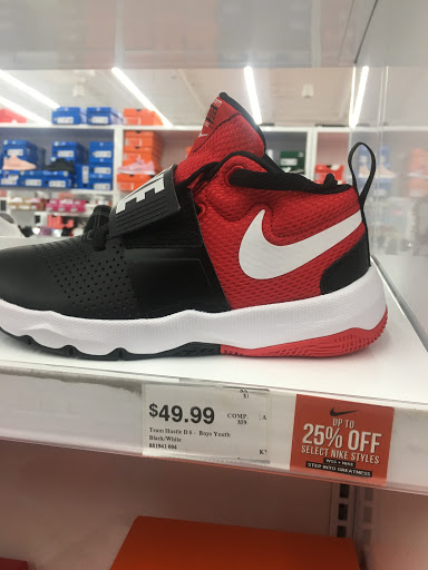 Shoe Store «WSS», reviews and photos, 2520 S Bristol St, Santa Ana, CA 92704, USA