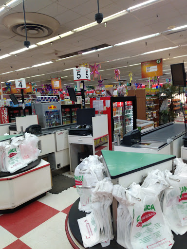 Mexican Grocery Store «La Unica SuperCenter», reviews and photos, 6119 White Horse Rd #3, Greenville, SC 29611, USA