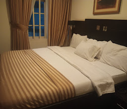 Eden Crest Hotel and Resort photo