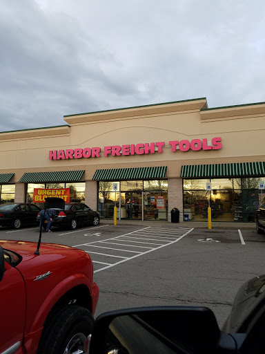 Hardware Store «Harbor Freight Tools», reviews and photos, 3901 Union Rd, Cheektowaga, NY 14225, USA