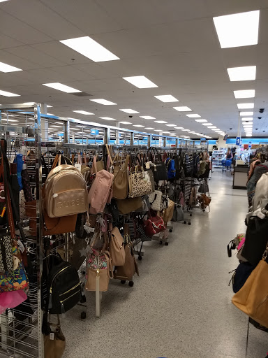 Clothing Store «Ross Dress for Less», reviews and photos, 18520 33rd Ave W, Lynnwood, WA 98037, USA