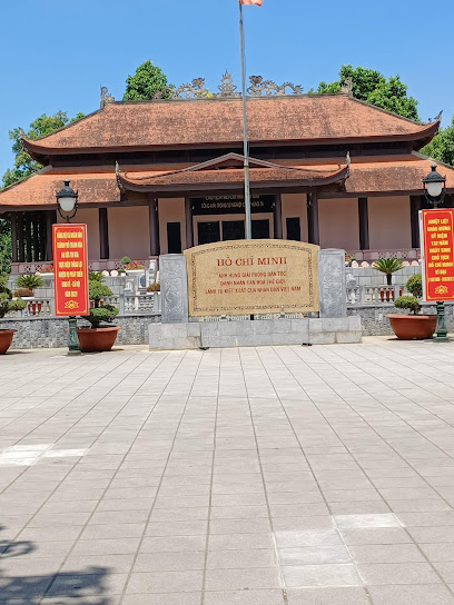 Nhà tưởng niệm Chủ tịch Hồ Chí Minh