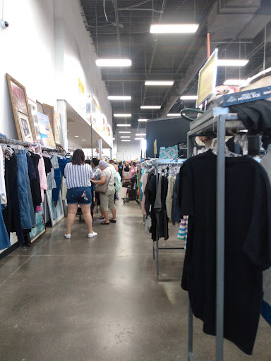 Thrift Store «Thrift Giant», reviews and photos, 2715 N Belt Line Rd, Irving, TX 75062, USA