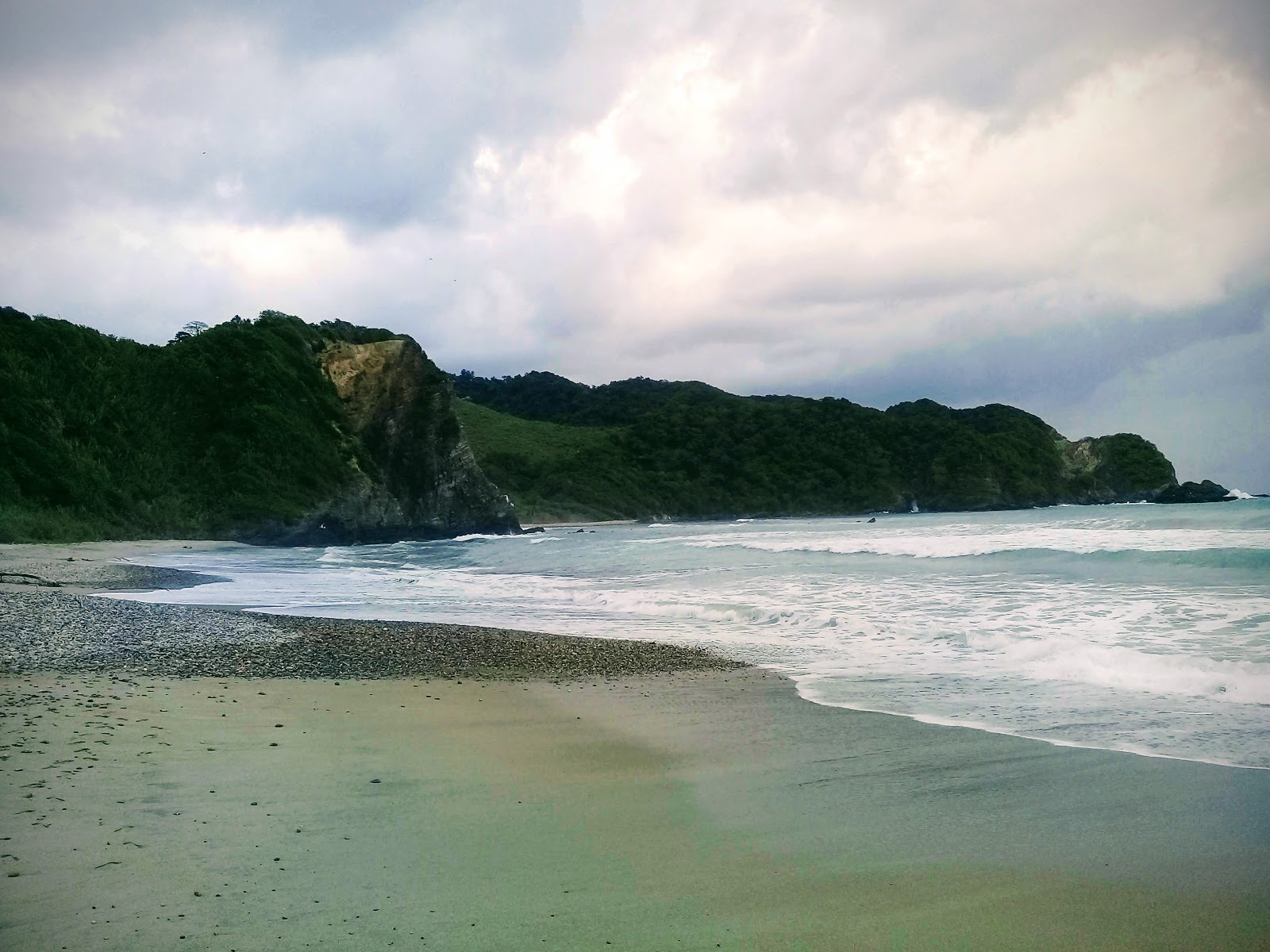 Playa Zapote de Tizupan'in fotoğrafı kısmen temiz temizlik seviyesi ile