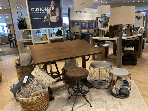 Furniture Store «La-Z-Boy Furniture Galleries», reviews and photos, 565 Market Ct, Myrtle Beach, SC 29577, USA