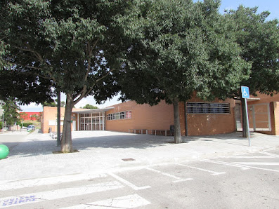 Escuela Mestre Pla Carrer de Josep Carner, 2, 08211 Castellar del Vallès, Barcelona, España