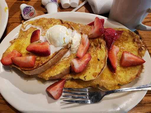 American Restaurant «Cracker Barrel Old Country Store», reviews and photos, 1240 NJ-73, Mt Laurel, NJ 08054, USA