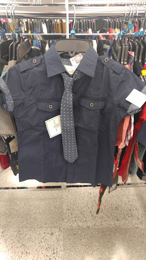 Clothing Store «Ross Dress for Less», reviews and photos, 1101 5th Ave, Hammond, IN 46320, USA