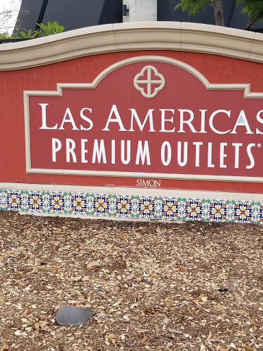 San Ysidro Premium Outlet Mall