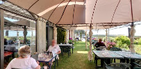 Atmosphère du Restaurant La Baie à Regnéville-sur-Mer - n°5