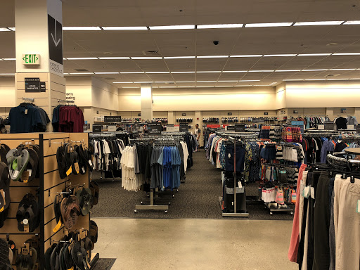 Department Store «Nordstrom Rack Topanga», reviews and photos, 21490 Victory Blvd, Woodland Hills, CA 91367, USA