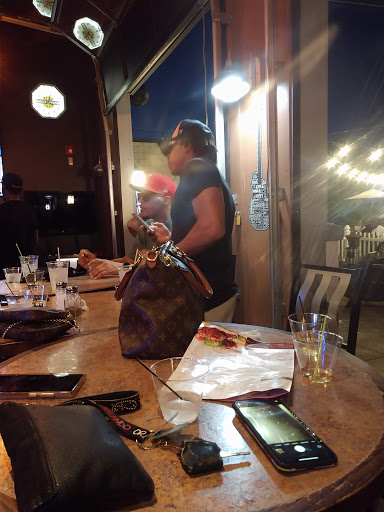 Bar & Grill «South East Gears & Cheers», reviews and photos, 23333 Aurora Rd, Bedford Heights, OH 44146, USA