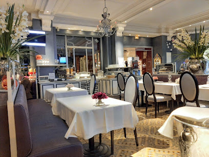Restaurant - Brasserie Le Parc - 16 Av. de la Gare, 65100 Lourdes, France