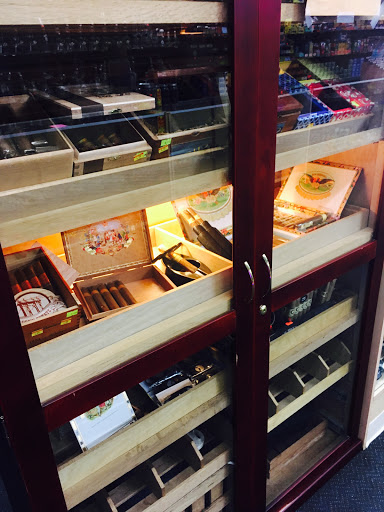 Tobacco Shop «Windy Smoke Shop», reviews and photos, 4815 E Main St #14, Mesa, AZ 85205, USA
