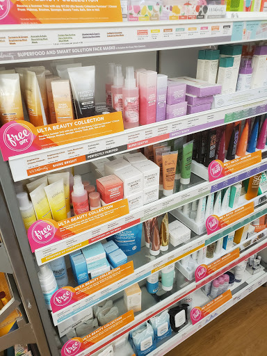 Hair Salon «Ulta Beauty», reviews and photos, 105 West Bridge St, Homestead, PA 15160, USA