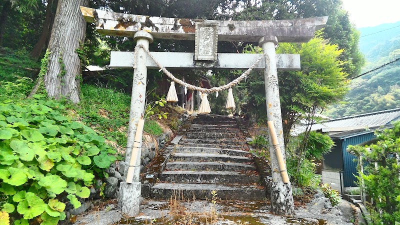 竈戸神社