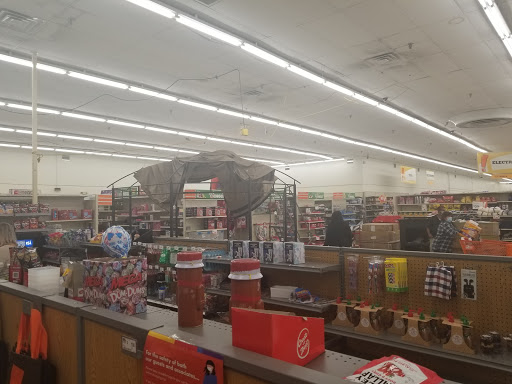 Discount Store «Big Lots», reviews and photos, 1520 3rd St SW, Winter Haven, FL 33880, USA