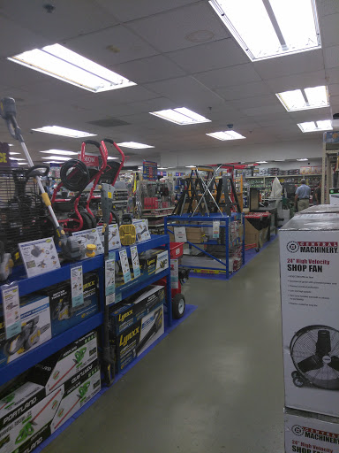Hardware Store «Harbor Freight Tools», reviews and photos, 13668 E Alameda Ave, Aurora, CO 80012, USA