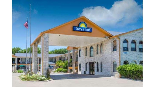 Days Inn by Wyndham San Antonio