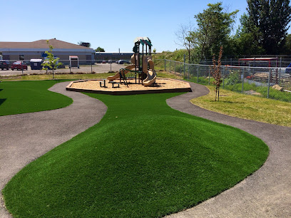 GSQ - Synthetic turf and Composite Wood