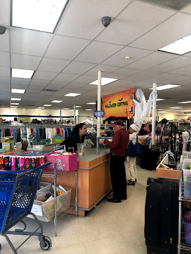 Thrift Store «Goodwill», reviews and photos