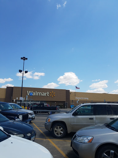 Department Store «Walmart Supercenter», reviews and photos, 814 W Bell Ave, Knoxville, IA 50138, USA