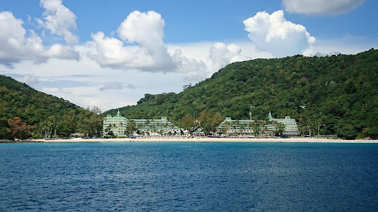 Plage de Karon Noi