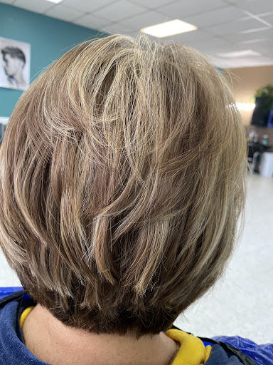 Beauty Salon «Tres Latinas Beauty Salon», reviews and photos, 788 Normandy St, Houston, TX 77015, USA