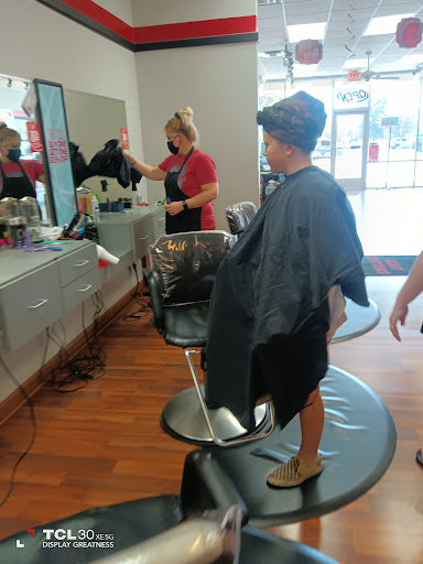 Hair Salon «Cost Cutters», reviews and photos, Cost Cutters, 392 Cox Creek Pkwy, Florence, AL 35630, USA