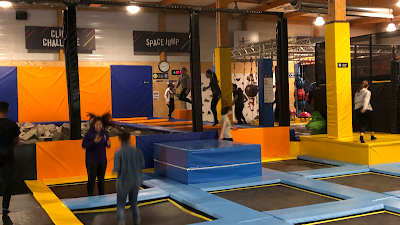 Games Expériences Dijon et Quiz 100 % musical immersif- Trampoline Park - Musi'Quiz - Blind Test et Jeux Musicaux à Ahuy