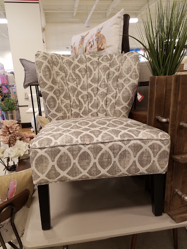 Department Store «T.J. Maxx», reviews and photos, 20 Chapel View Blvd, Cranston, RI 02920, USA