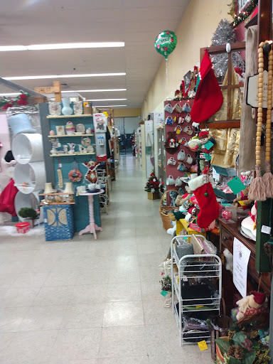 Antique Store «Craftiques Mall - Bandera Road», reviews and photos, 6751 Bandera Rd, San Antonio, TX 78238, USA