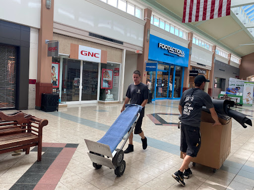 Moving and Storage Service «Two Men and a Truck», reviews and photos, 11952 Miramar Pkwy, Miramar, FL 33025, USA