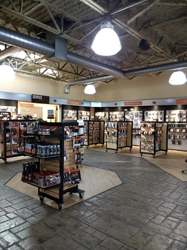 Harley-Davidson Dealer «Harley-Davidson Louisville», reviews and photos, 1700 Arthur St, Louisville, KY 40208, USA