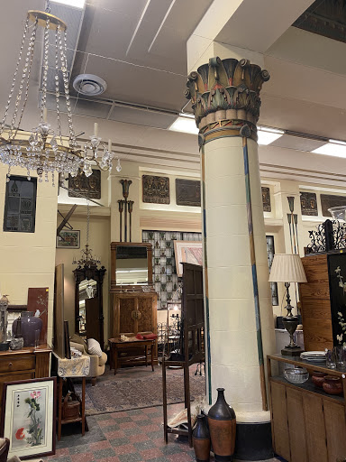 Thrift Store «New Elephant Resale Shop Of Chicago, NFP», reviews and photos, 2325 N Clark St, Chicago, IL 60614, USA