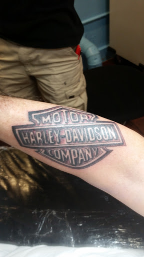 Tattoo Shop «Gem City Tattoo Club», reviews and photos, 436 E 5th St, Dayton, OH 45402, USA